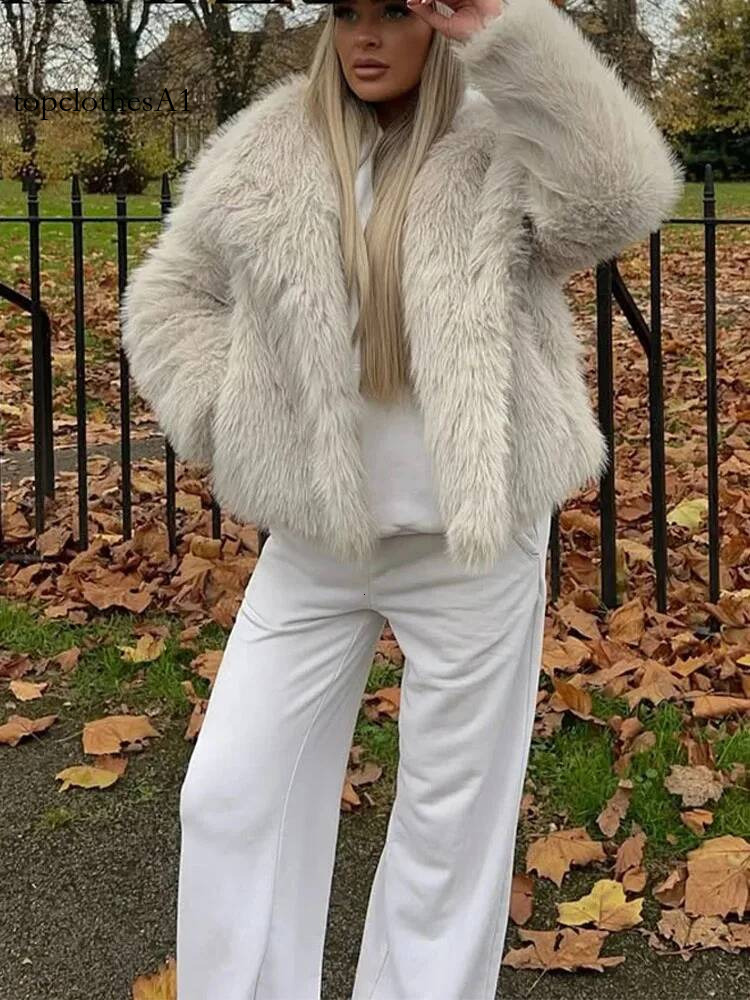 HH 2025 Vintage Women Cropped Faux Jacket Long Sleeve Turn-Down Collar Female Plush Wool Coats Chic Lady Fur Outerwear