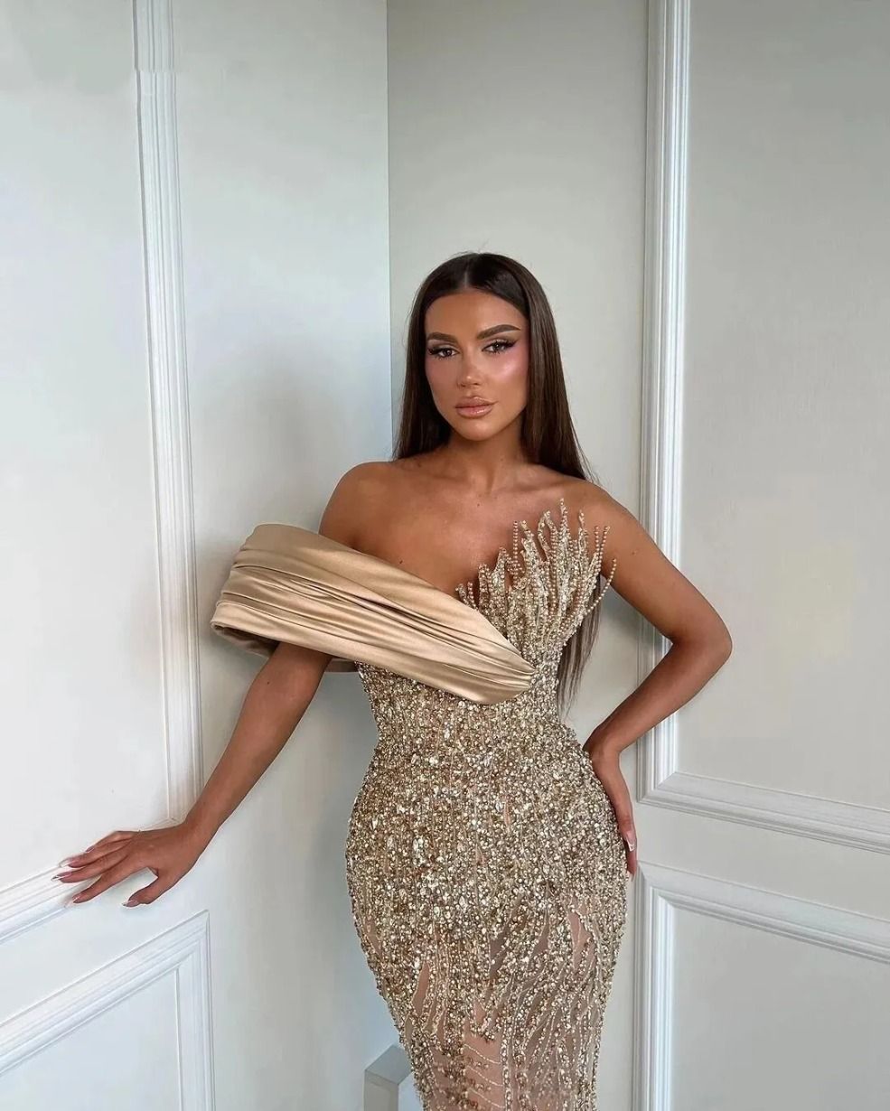 Glamorous Crystal Evening Beaded Off Shoulder Mermaid Prom Gowns Sequins Illusion Party Dresses Custom Made 0125