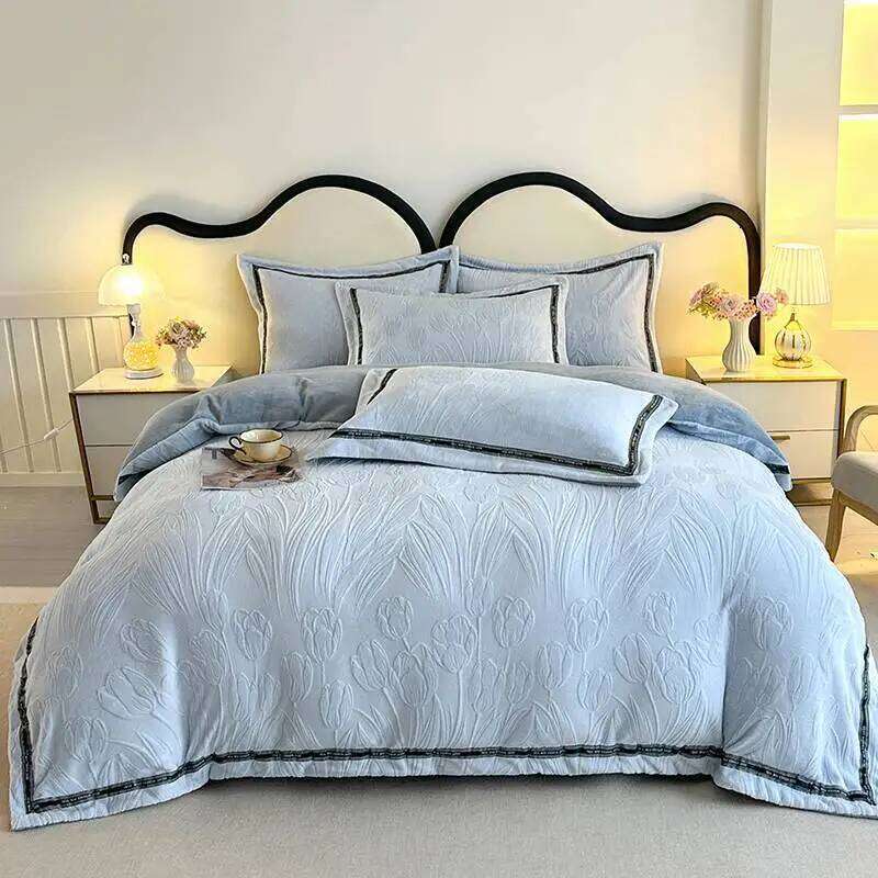 2025 new solid color high gram weight webbing winter warm milk fleece engraved bed sheet four-piece set H260312