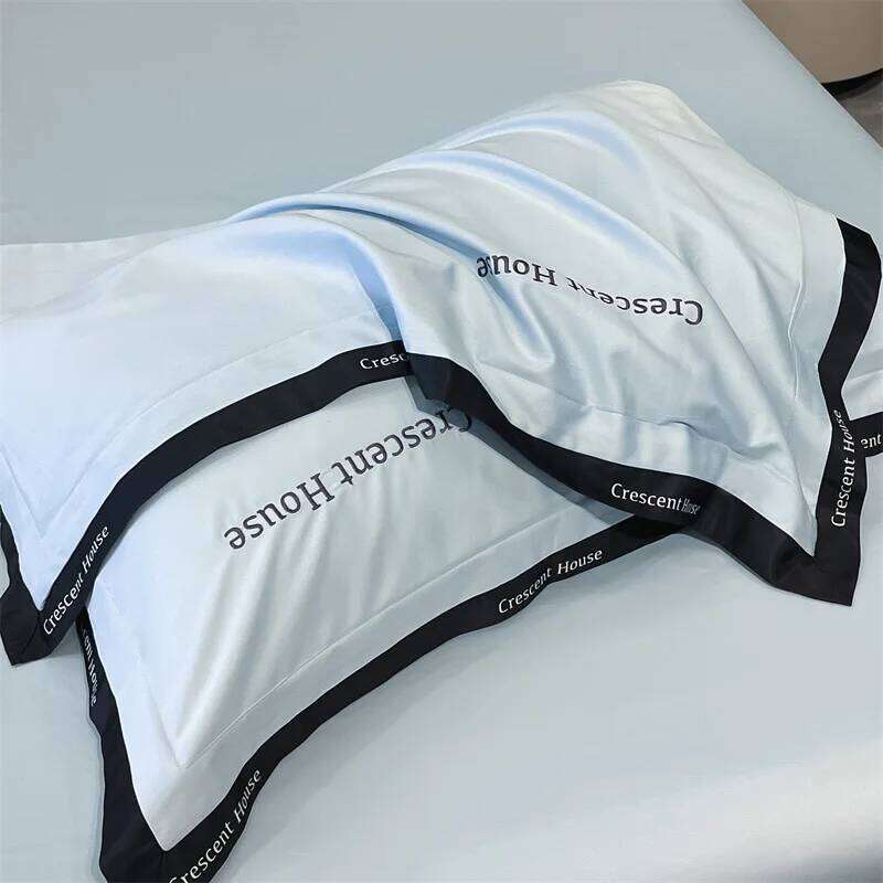 Light Silk Embroidery Bed Set Summer Naked Sleeping Skin Friendly Duvet Cover Kit New Washed Ice Rayon Comforter Sets H260312