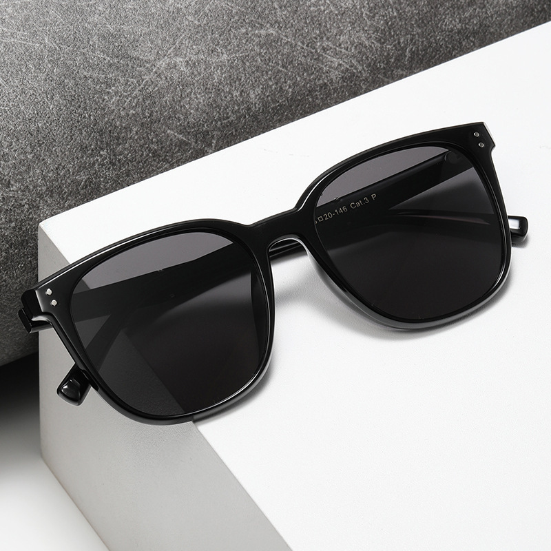 2026 New Fashion Square Frame Polarized Outdoor Personalized Sun Protection GM Sunglasses for Men,
