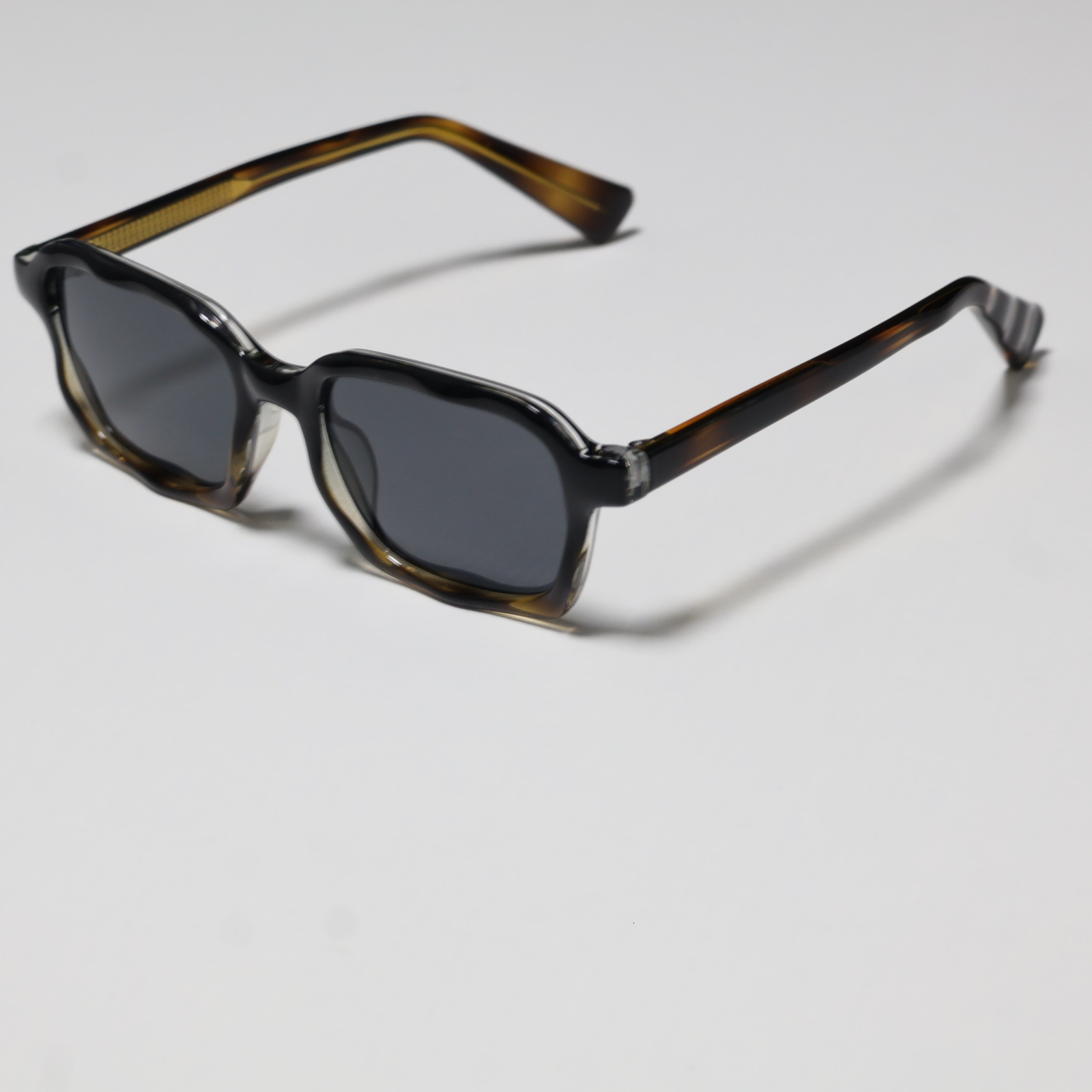 2026 New Fashion Square Small Frame Personalized Trendy Acetate Clip-On Sunglasses for Women,
