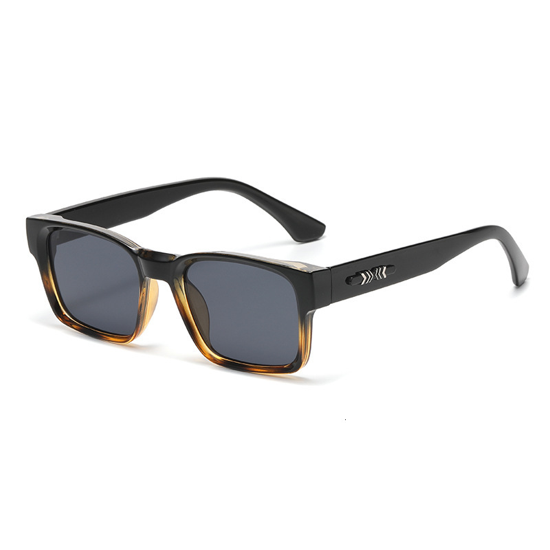 2026 New Fashion Square Men UV Protection Leopard Print Large Frame Sunglasses for Women Trendy Wholesale