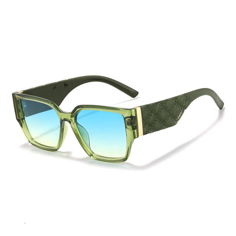 Designer Sunglasses for Women Classic Popular Square frame Gradient purple lenses Beach Driving Fishing Sun Glasses Quilted Detail