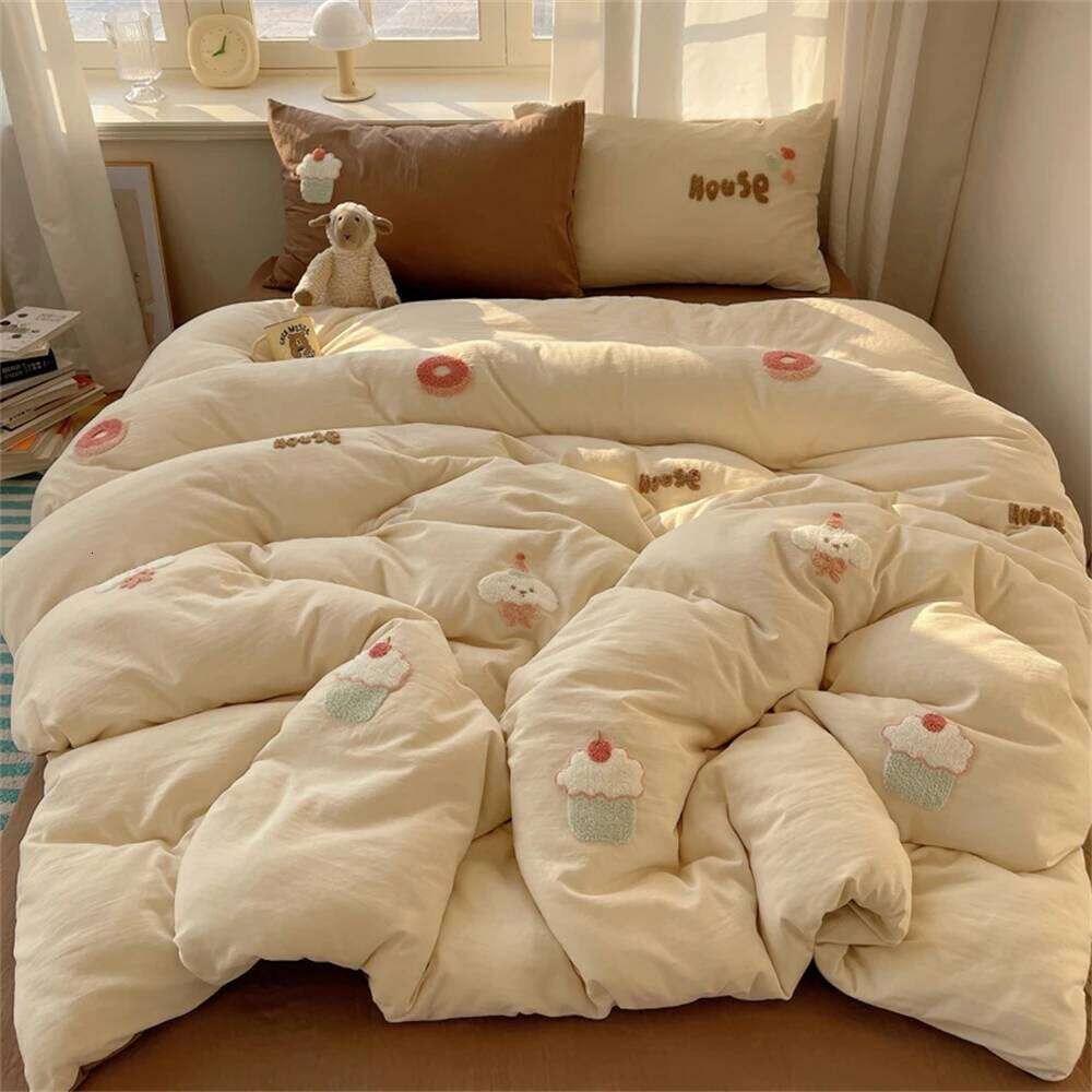 Cute Towel Embroidery Duvet Soft Comforter Cover with Pillowcase Bed Sheet Four Piece Sets Home Decoration Bedding Set H260312