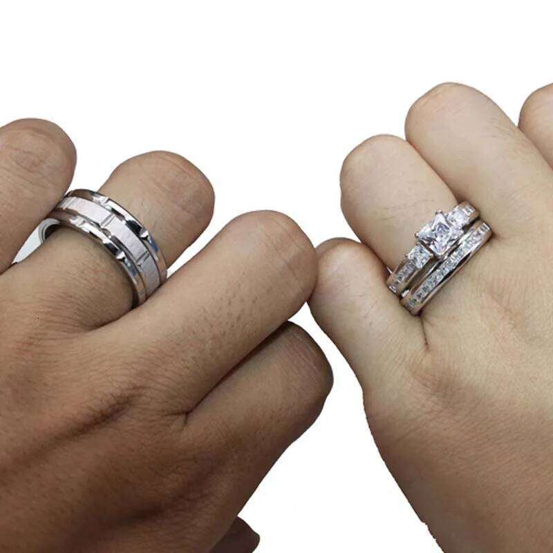 2023 Couple Women Exquisite Rhinestones Zirconia Rings Set Simple Stainless Steel Men Ring Fashion Jewelry For r Gifts H260312