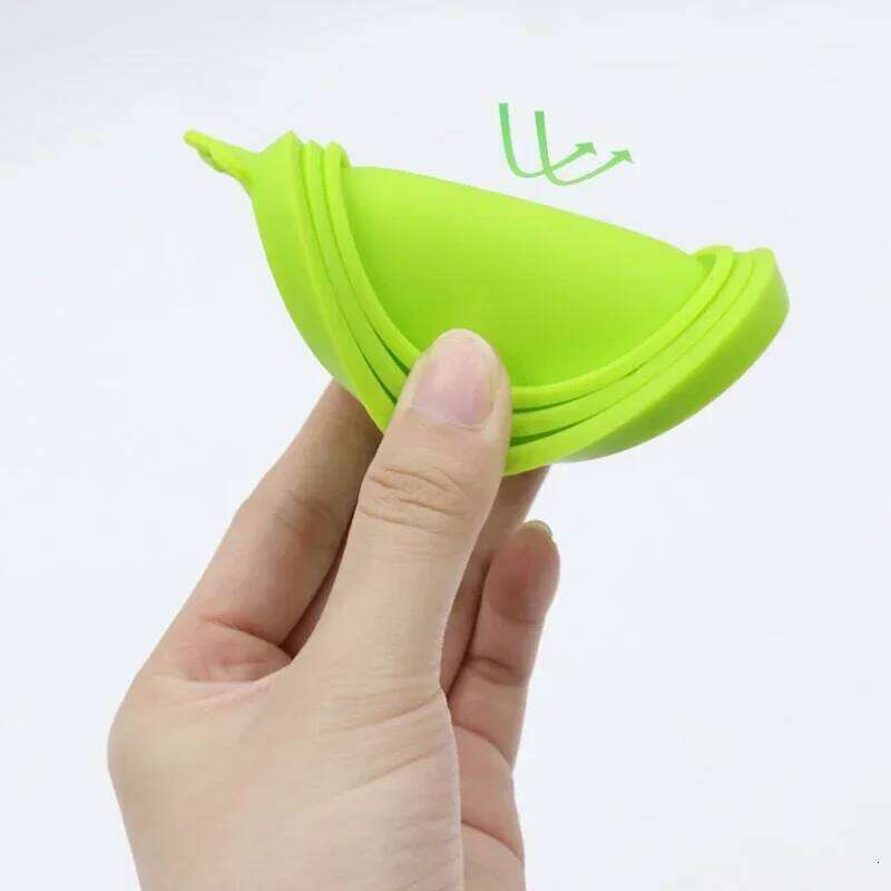 2pcs/set Reusable Pet Dogs Cats Food Can Cover Silicone 26Y0312