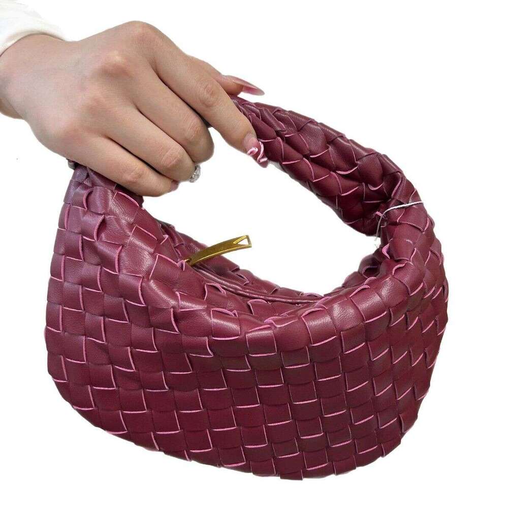 Amazon Hot-Selling Woven for Women 2025 New Cloud Horn Bag Handbag Gold Hardware Wholesale