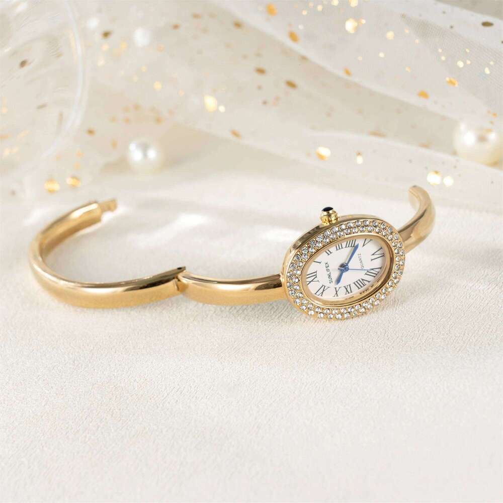 New Luxury Elegant ladies' Bracelet Wrist Roman Numeral Inlaid Rhinestones Oval Waterproof Women's Quartz Watch Reloj