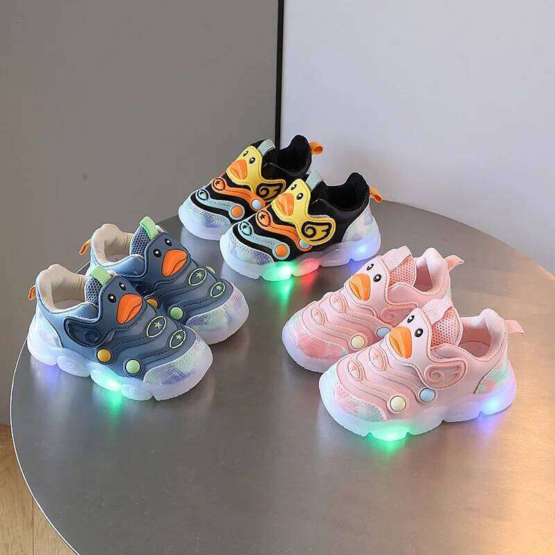Baby Led Kids Luminous Sneakers Breathable Toddler For Children Boys Girls Glowing Shoes With LED Lights H260312