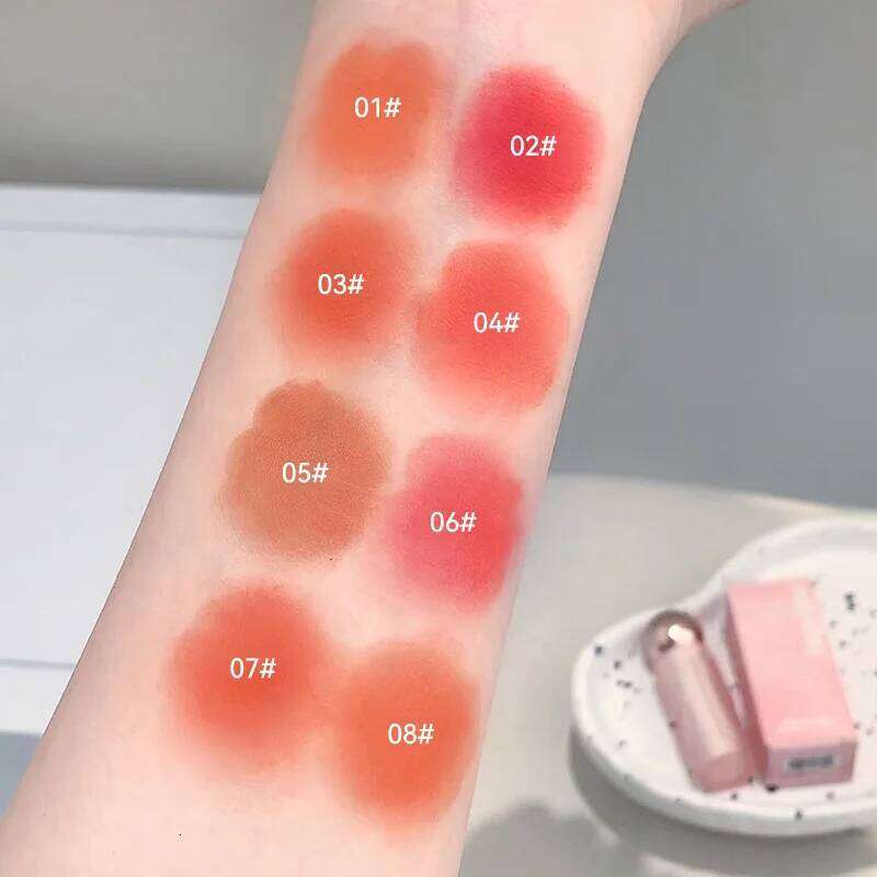 Gege Bear Scraping Clay Takes a Cosmetic Photos the Color with Your Girl and Student Own Lip Clay, Yellow Skin Transposition. 8 Colors Combined in Mul