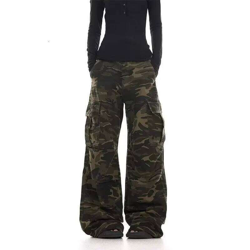 American retro washed design camouflage work pants for men and women, loose straight multi pocket wide leg casual paratroope 26Y0312