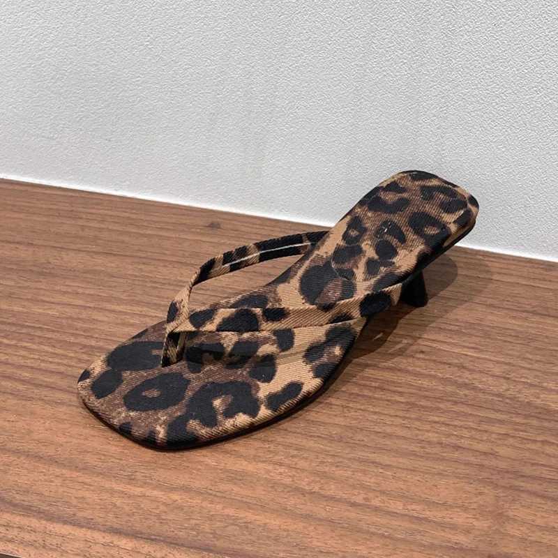 SUOJIALUN 2025 Summer New Women Slipper Fashion Narrow Band Slip On Flip Flop Shoes Square Med Heel Dress Slides Shoes K260312