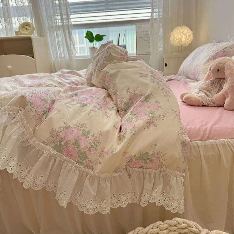 4Pcs Vintage Floral 100%Cotton Soft Bedding Set White Lace and Ruffle Comforter Cover Queen size1Duvet+1Bedskirt+2Pillow shams H260312