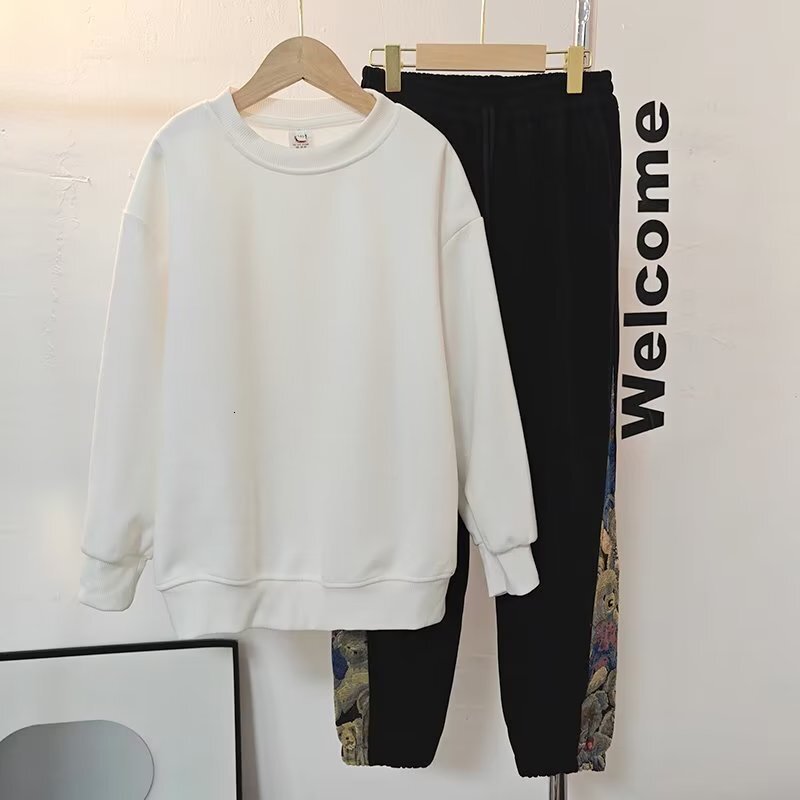 Trendy Loose-fit Round-neck Solid Color Sweatshirt For Men Spring And Autumn Style Simple Inner Designer Hoodie Layer Hong Kong Style Men's Plain