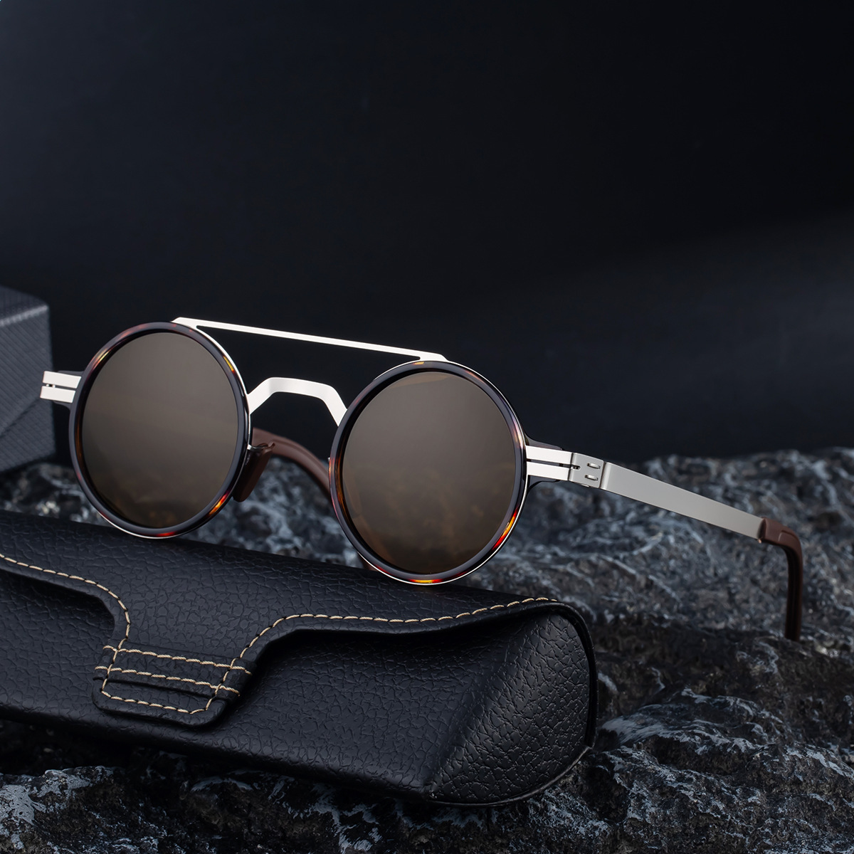 Polarized 2026 Fashion Sunglasses for Men New Round Retro Stainless Steel Frame Double Bridge Sun Protection Glasses