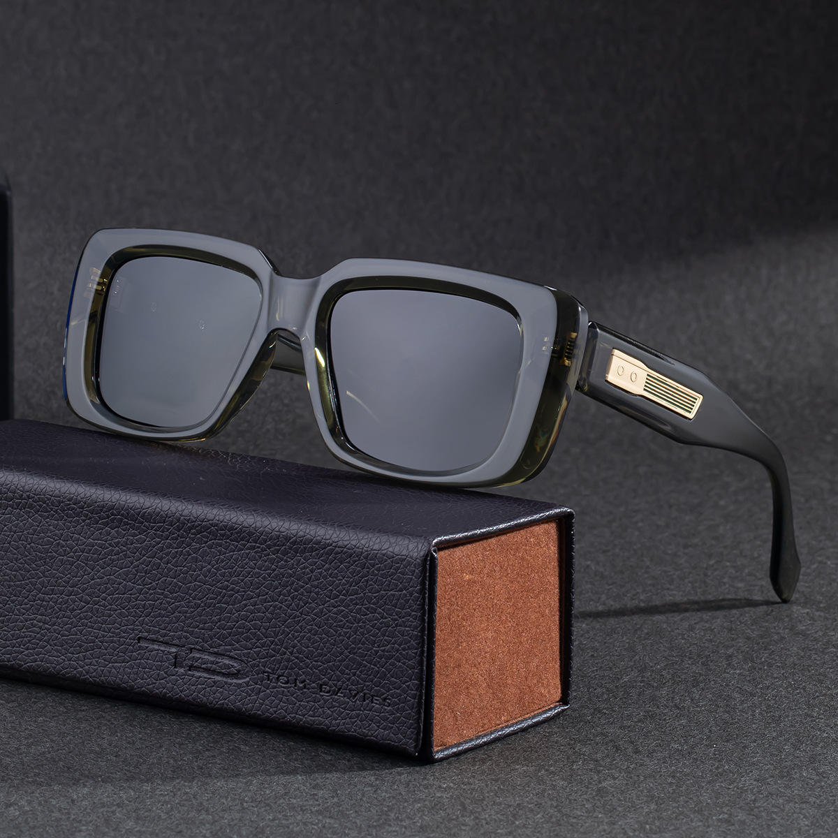2026 New Fashion Square Frame Polarized Trendy Outdoor Driving Sunglasses for Men,