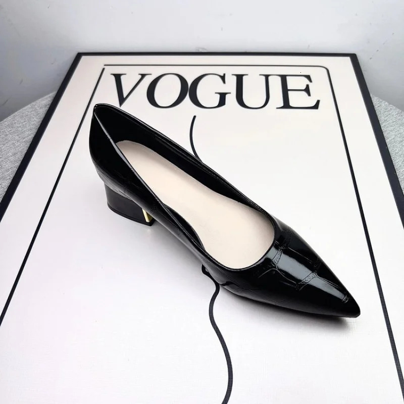 comfortable and versatile n ious light highend fashion matching with small skirt ladies single shoes 260306
