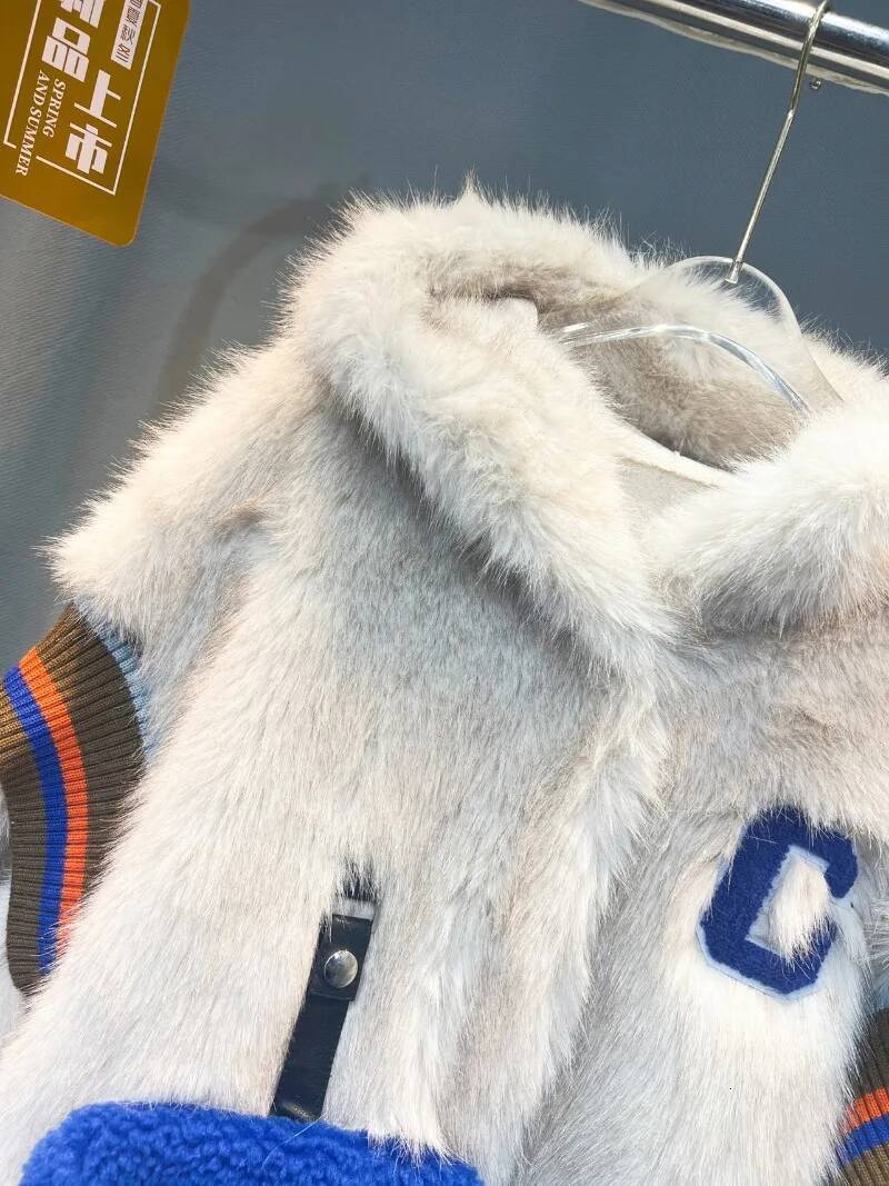 European Style Overcoats 2023 Winter New Embroidered Mink Hooded Faux Women's Fashion One Warm Large Pocket Fur Coat