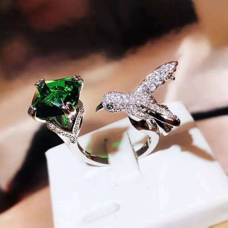 Creative Colored Gemstone Women Simulating St. Mary's Aquamarine Hummingbird Ring 925 Stamp Wedding Party Fashion H260312