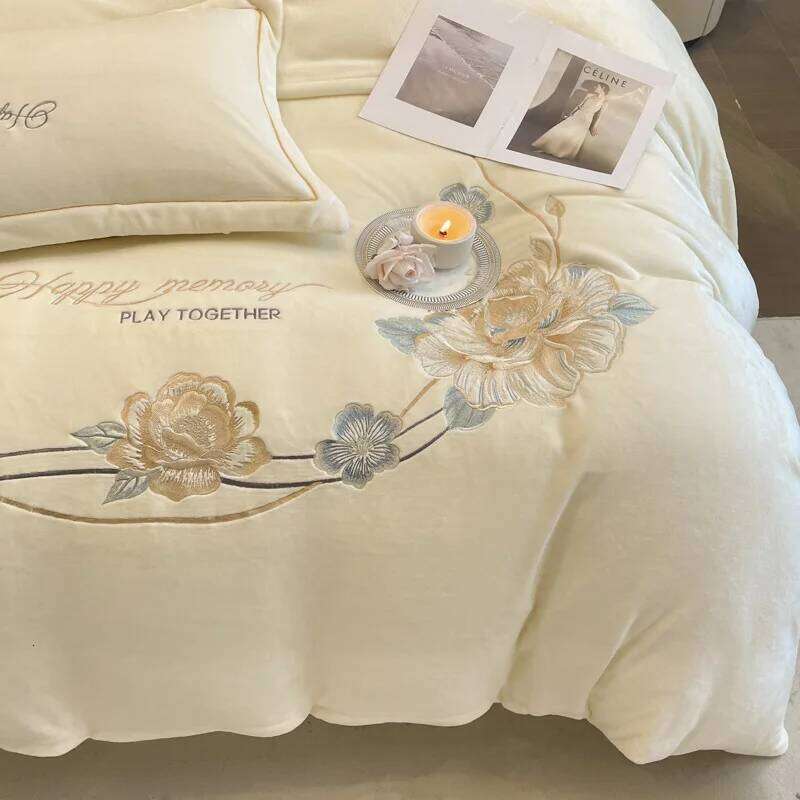 Thickened thermal embroidery four-piece winter double-sided fleece bed sheet quilt cover bedding kit H260312