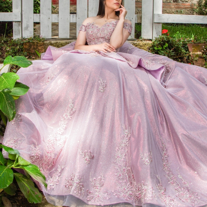 Lilac Shiny Ball Gown Quinceanera Dresses 2026 Applique Lace Beading Crystal Tull Corset Off Shoulder Sweet 16 Dress Years Vestidos De 15 Anos
