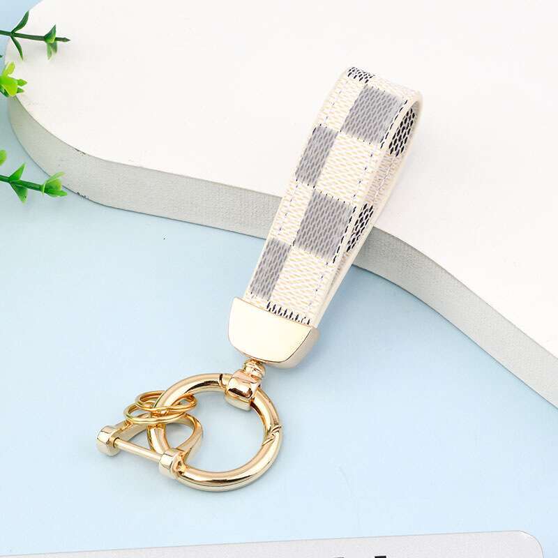 Fashion style fashion car key chain bag charms pendant jewelry keyring holder gift pu leather metal key chain accessories Luxury designer - view 7