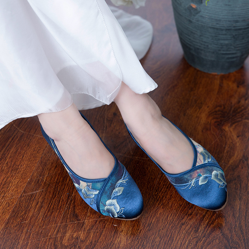 STAOXINDIKE Designer Designer Kitten Heel Fabric Red Toe Casual Wide Narrow Luxury Budget Heeled Shoes