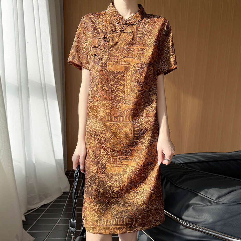 Chinese Style Cheongsams Woman Traditional Dress Floral Print Qipao Satin Slim and elegant dress, Chinese style dress, fashionable buckle