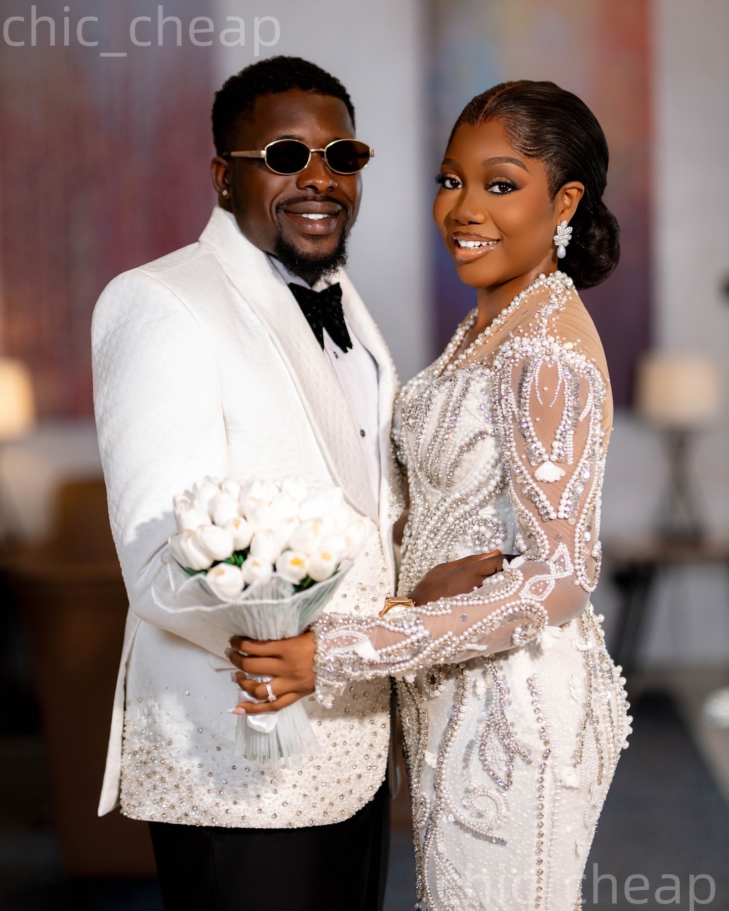 African Aso Ebi 2026 Ivory Mermaid Wedding Dress Crystals V-neck Full Sleeves Pearls Sequined Lace Luxurious Sparkly Bridal Gowns Dresses ZJ2387