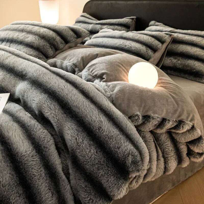 Winter Thick Warm Bedding Include Quilt Sheet Pillowcase Solid Color Coral Velvet Soft Queen Duvet Cover Set H260312 - view 4