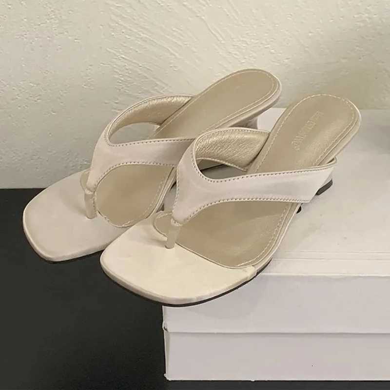 Summer New Flip Flops Ladies Wedges Slides Fashion Casual Beach Sandals Women Concise Comfort Fashion Slippers Female K260312