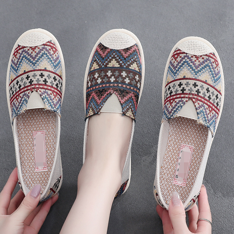 STAOXINDIKE Outdoor Recreation the Beach Low Heel Kitten Heel Block Heel Suede White Red Strap Strappy Casual True to Size Luxury Synonyms Pumps