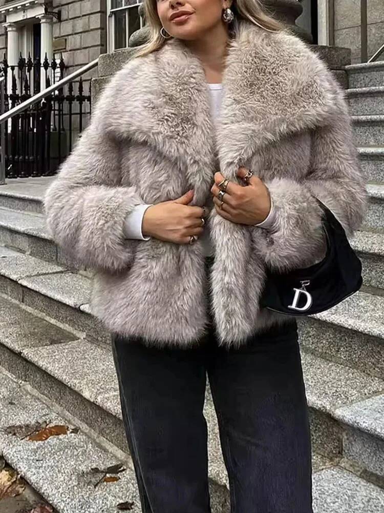 HH 2025 Vintage Women Cropped Faux Jacket Long Sleeve Turn-Down Collar Female Plush Wool Coats Chic Lady Fur Outerwear