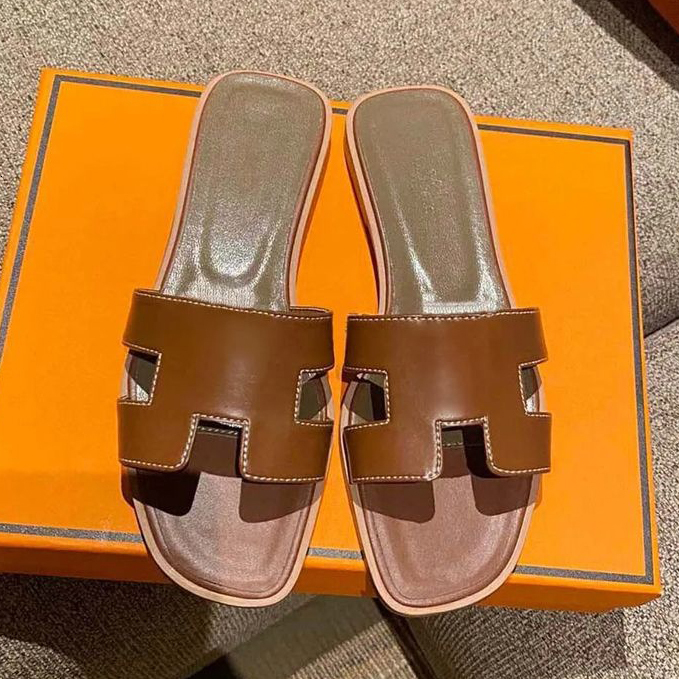 Womens Designer oran sandals Fashion Floral Slippers, Leather and Rubber Flats Sandals Summer Beach Shoes Bottoms Slippers slides