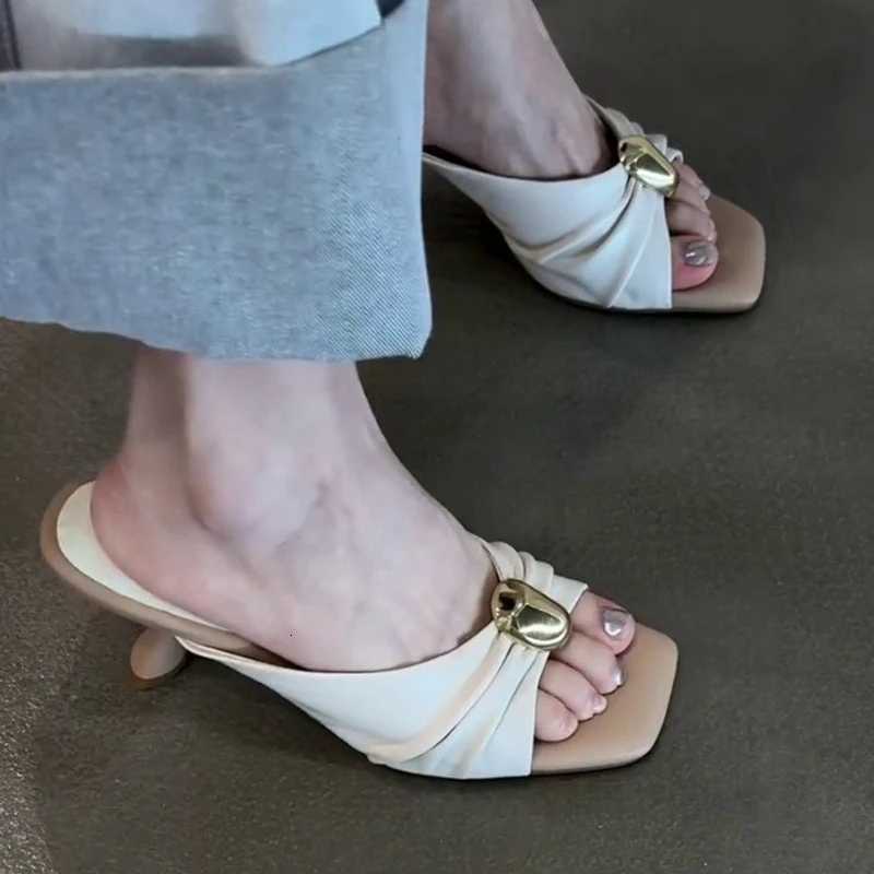 Designer Thick Heel Summer Women Slippers FAshion Metal Decoration Open Toe Dress Slides Ladies Stripper Party Sandals K260312