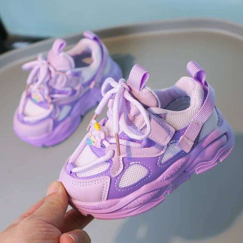 New 2025 Kids Mesh Breathable Sneakers Boys Girls Sport Korean Style Cute Bear Toddler Shoes Children's Outdoor Footwear H260312