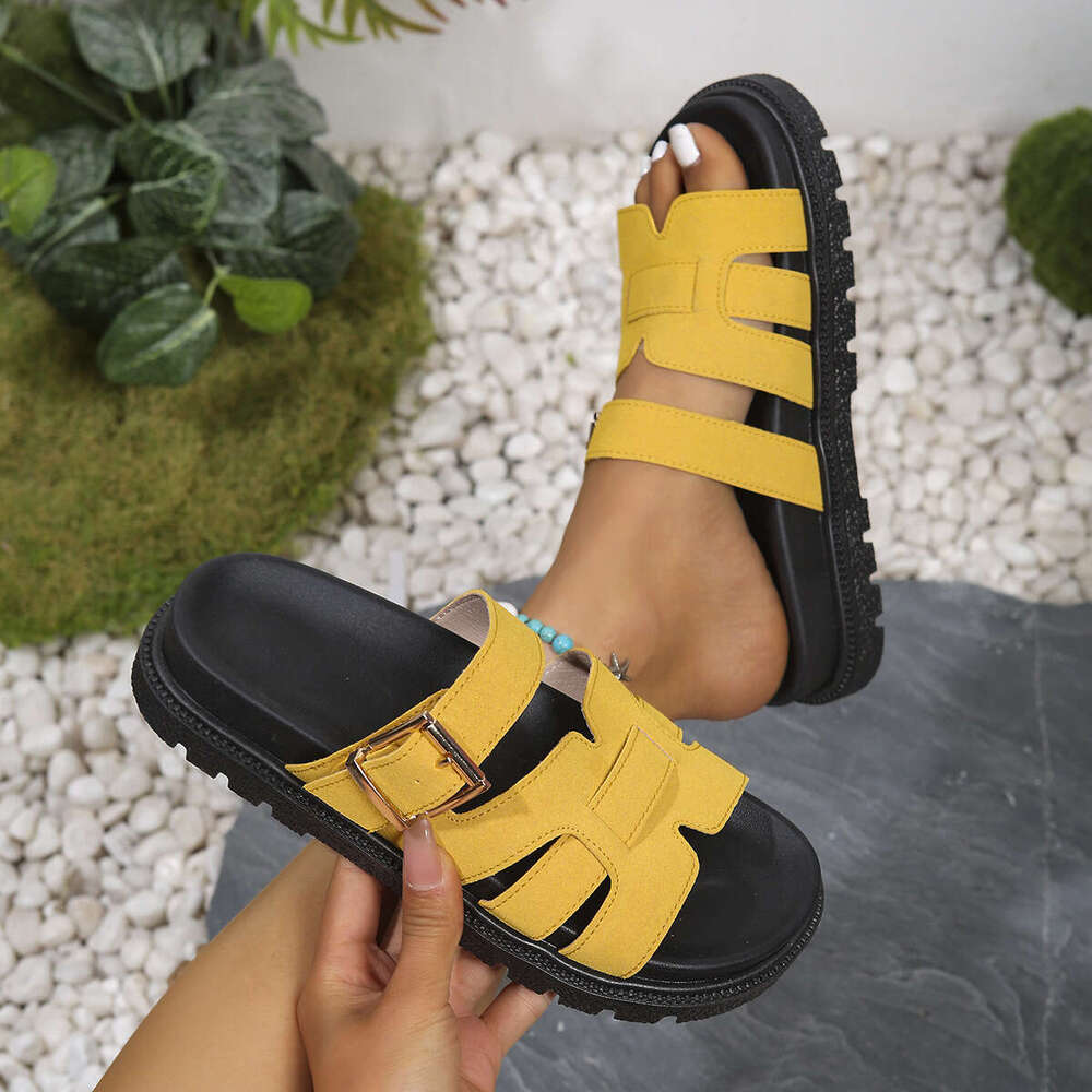 Designer Beach Sandals Thick-Soled Slippers for Women 2025 Summer New Large Size Cross-Border Platform Hollow One-Word Beach Sandals