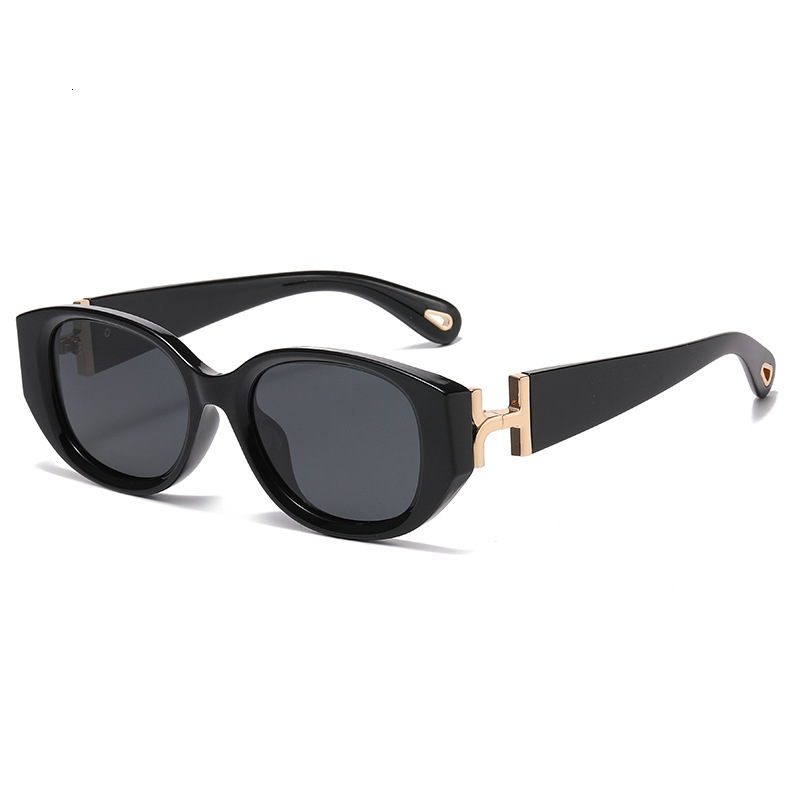 2026 New European American Fashion Cat-Eye Polarized High-End Outdoor Sunglasses Trendy Women, Suitable for Driving and Fishing