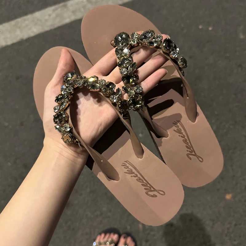 SUOJIALUN 2025 Summer New Women Slipper Fashion Bling Crystal Slip On Flip Flop Shoes Soft Flat Heel Dress Slides Sandal K260312