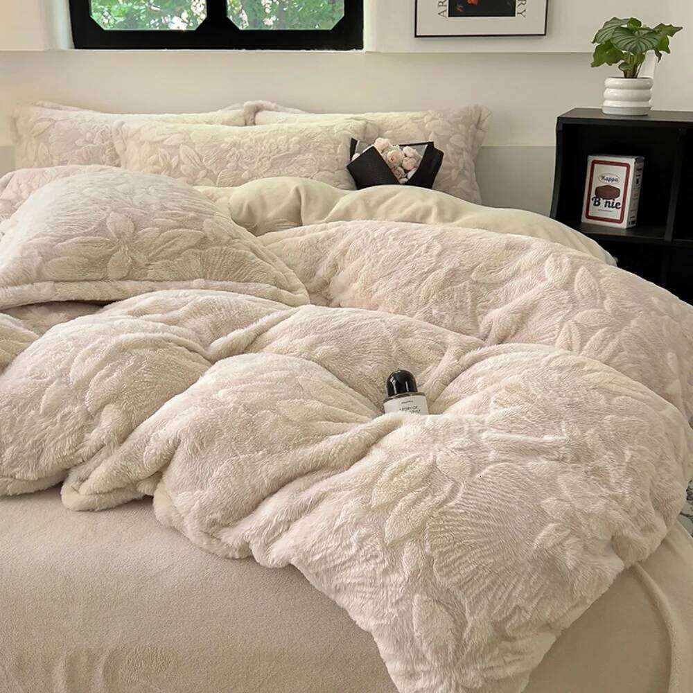 Thickened Jacquard Milk Velvet Bedding Set Winter Warm Quilt Cover Pillowcase Bed Linen Comfortable Soft Home Four Piece Sets H260312