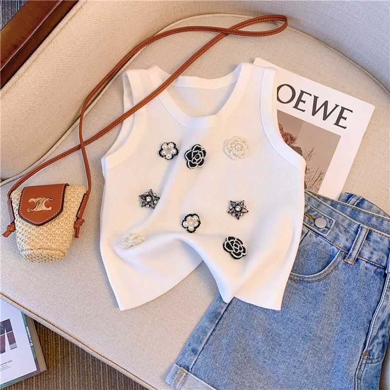 Flower Beaded Knitted Vest Sling Womens 2024 Summer High Quality Sweet Fashion Outer Wear Sleeveless T-Shirt TopT260312