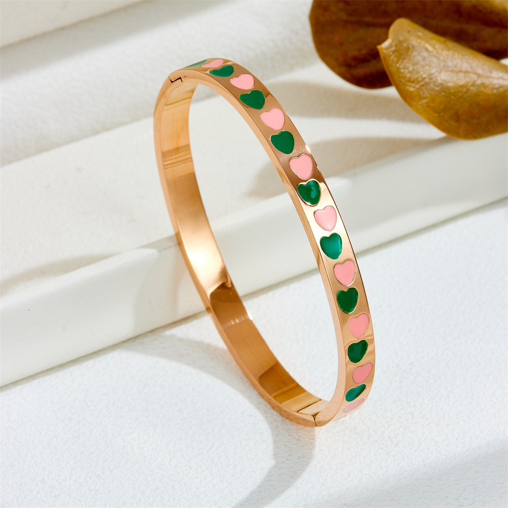 Luxury Brand Designer Jewelry Women Fashion Heart-shaped Bracelet High-end Women's Jewelry Light Luxury Titanium Bracelet Designer Steel Bracelet
