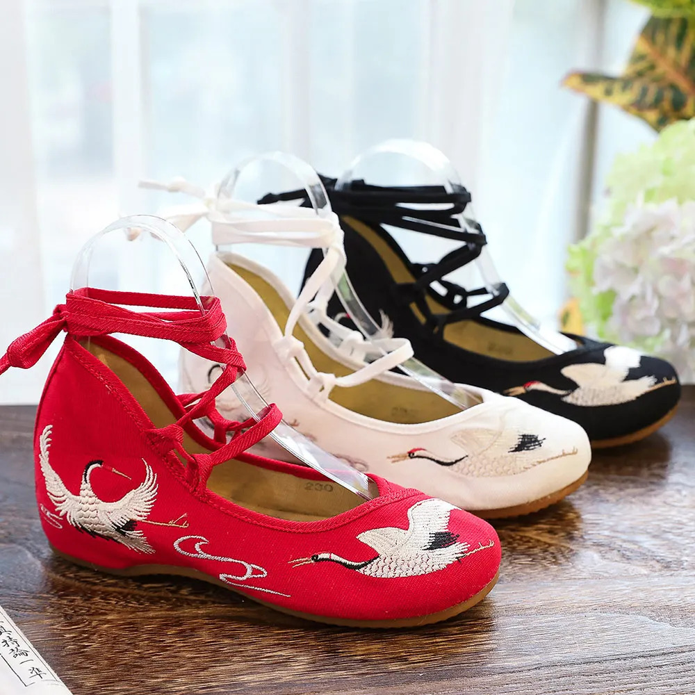 Veowalk Crane Embroidered Women Canvas Lace Strap Ballet Flats Ladies Comfortable Casual Cotton Fabric Shoes 260227