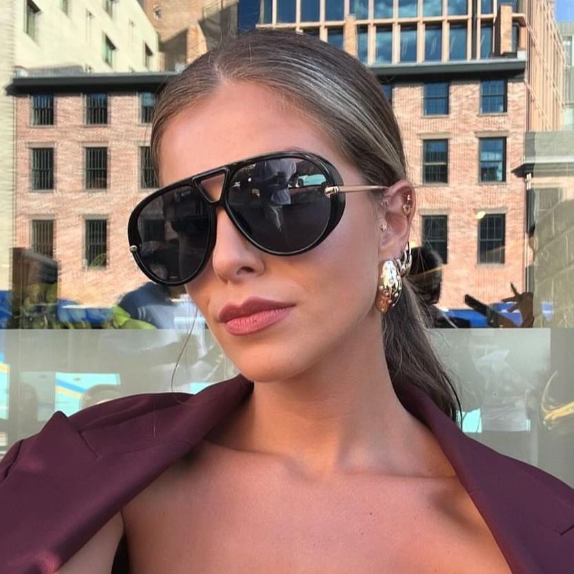 INS Toad 2026 New Model Internet Celebrity Same Style Concave Shape Sunglasses for Women Taking Photos