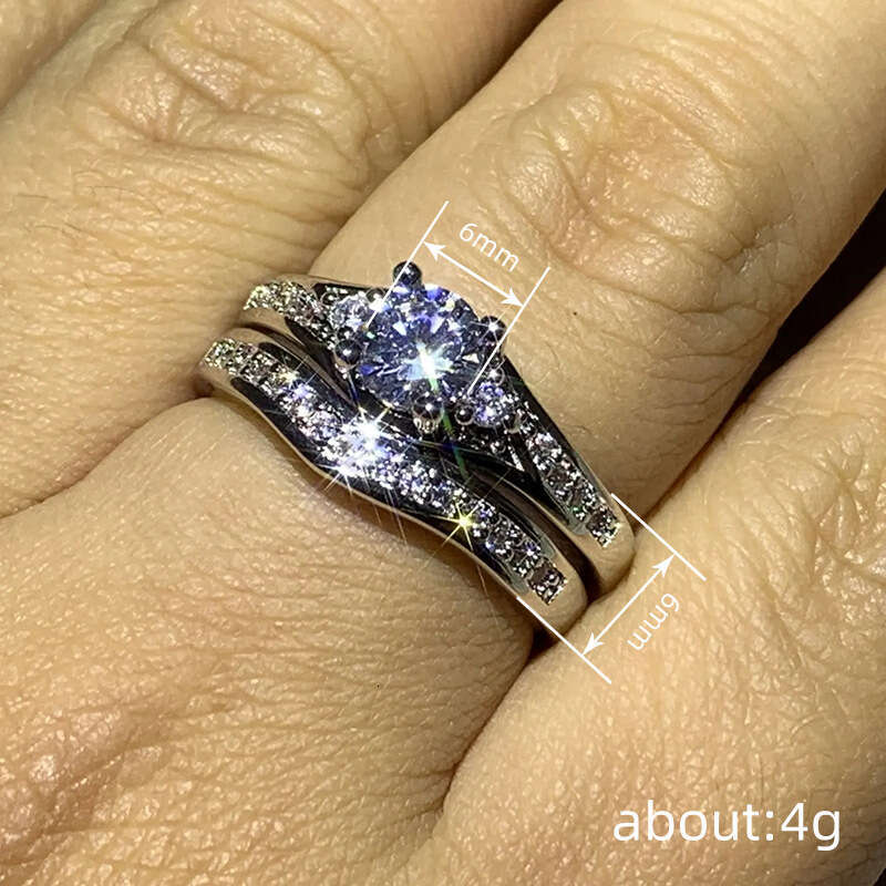 Fashion Luxury Wedding Ring Designer Band Ring for Women Men Elliptical Rings Zircon Inlay Copper with Silver Festival Proposal Gift