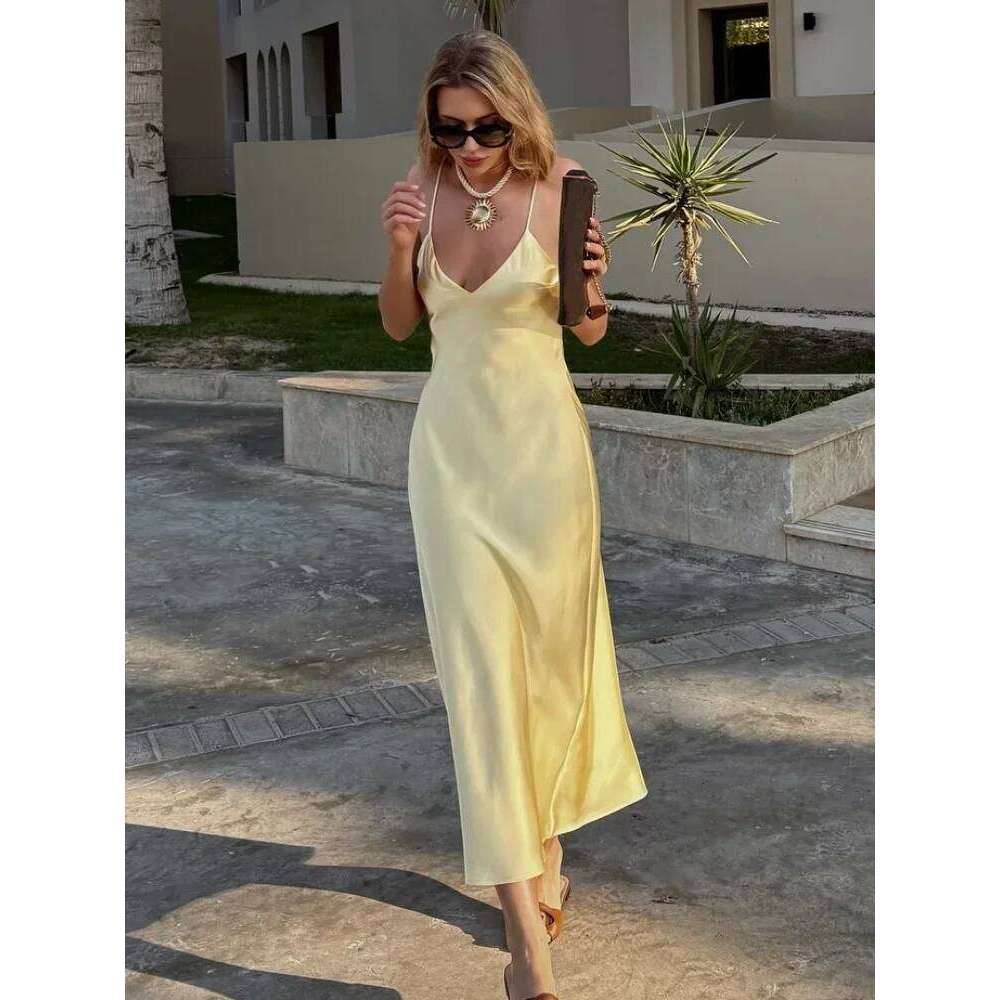 Yellow Satin Sling Dress Women Elegant V Neck Sleeveless Backless High Waist Maxi Dresses 2025 Summer Lady Party Evening Robes C260312