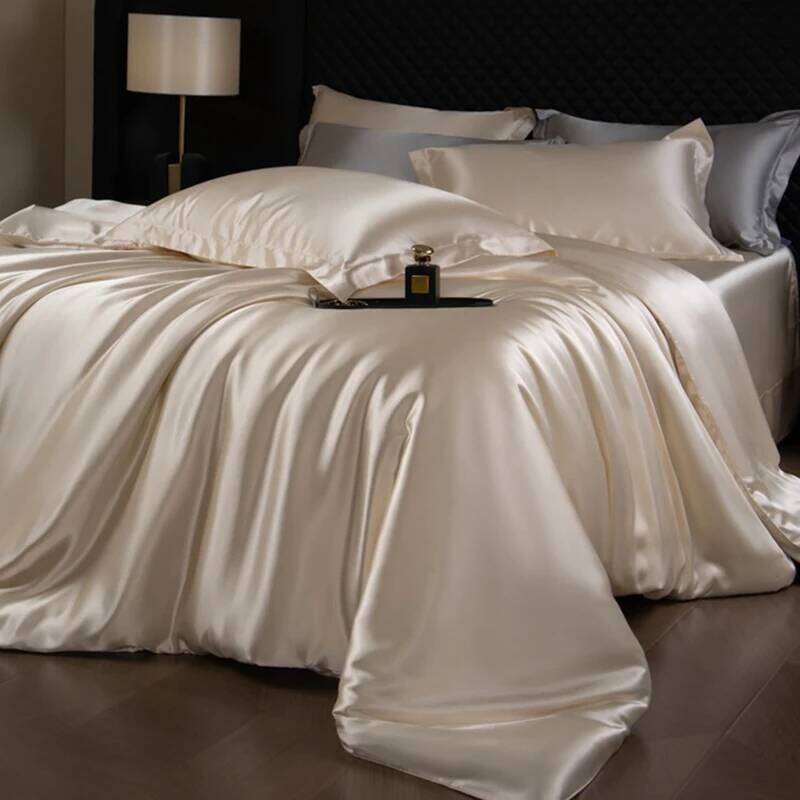 Mulberry Silk Duvet Set High End Satin Solid Color Quilt and Pillowcases Soft Silky King Size Comforter Cover H260312