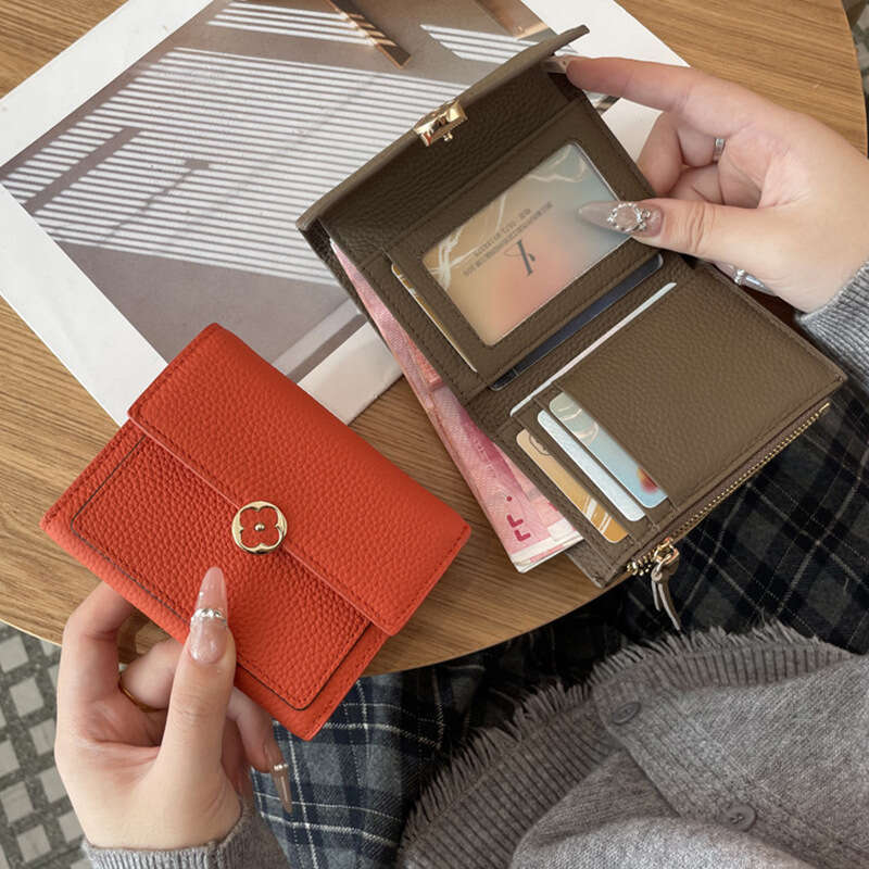 Luxury fashion wallet Genuine Leather Short For Women New Model Multi Card Slot Coin Purse With Plum Blossom Clasp Bank Card Wallet