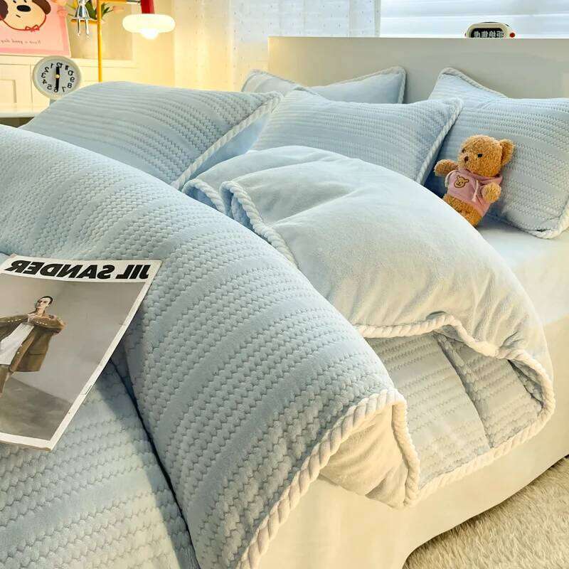 2025 new Nordic style double-sided autumn and winter jacquard milk velvet four-piece quilt cover dormitory three-piece H260312